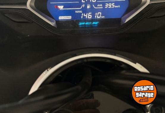 Motos - Honda PCX 150 2022 Nafta 14500Km - En Venta