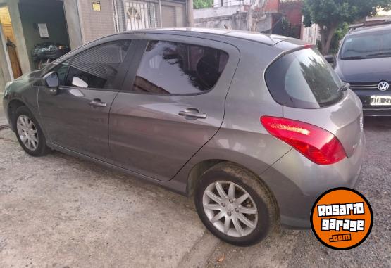 Autos - Peugeot 308 allure 2014 Nafta 137000Km - En Venta