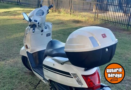 Motos - Kymco LIKE 125 2023 Nafta 4700Km - En Venta
