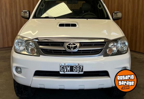Camionetas - Toyota SW4 srv automática 4x4 2007 Diesel 340000Km - En Venta