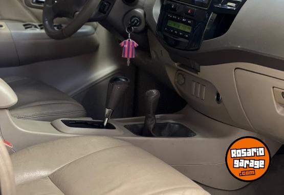 Camionetas - Toyota SW4 srv automática 4x4 2007 Diesel 340000Km - En Venta