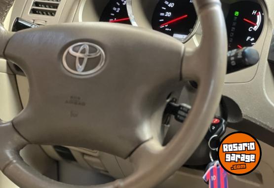 Camionetas - Toyota SW4 srv automática 4x4 2007 Diesel 340000Km - En Venta