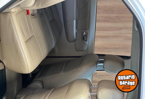 Camionetas - Toyota SW4 srv automática 4x4 2007 Diesel 340000Km - En Venta