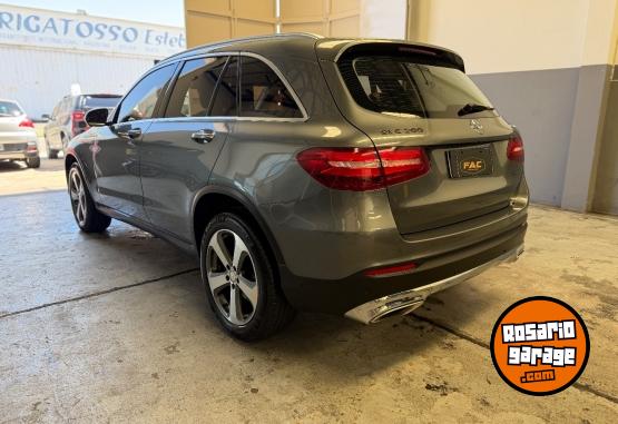 Camionetas - Mercedes Benz GLC 300 4matic 2017 Nafta 121000Km - En Venta