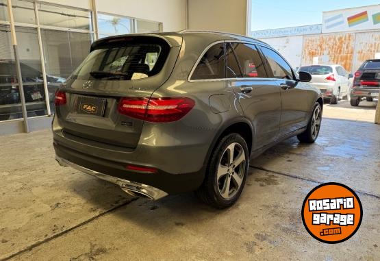 Camionetas - Mercedes Benz GLC 300 4matic 2017 Nafta 121000Km - En Venta