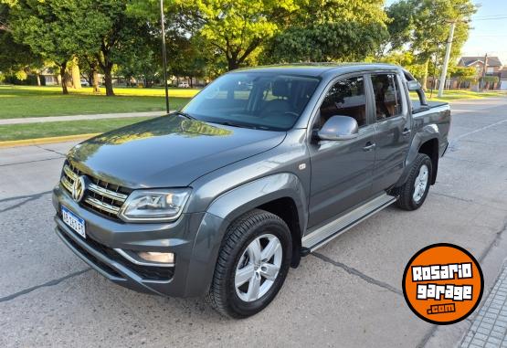 Camionetas - Volkswagen AMAROK HIGHLINE 2.0TD 4x4 2017 Diesel 129000Km - En Venta