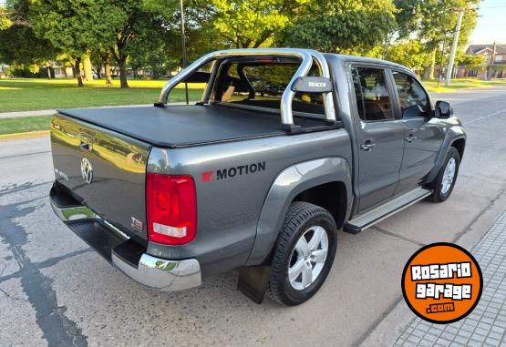 Camionetas - Volkswagen AMAROK HIGHLINE 2.0TD 4x4 2017 Diesel 129000Km - En Venta