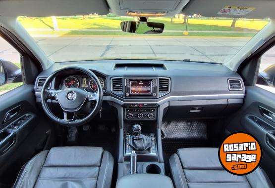 Camionetas - Volkswagen AMAROK HIGHLINE 2.0TD 4x4 2017 Diesel 129000Km - En Venta