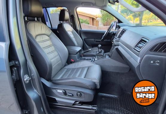 Camionetas - Volkswagen AMAROK HIGHLINE 2.0TD 4x4 2017 Diesel 129000Km - En Venta