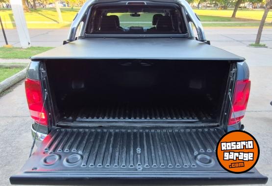 Camionetas - Volkswagen AMAROK HIGHLINE 2.0TD 4x4 2017 Diesel 129000Km - En Venta