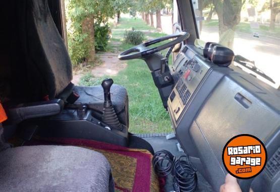 Camiones y Gr�as - Iveco 170e22 chasis - En Venta
