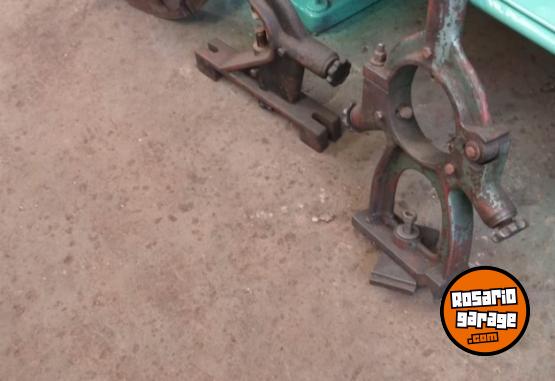 Herramientas - Torno Paralelo Marca PIA - En Venta