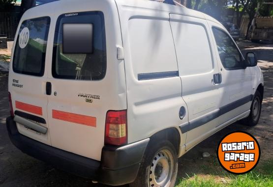 Utilitarios - Peugeot Partner 2012 GNC 1Km - En Venta