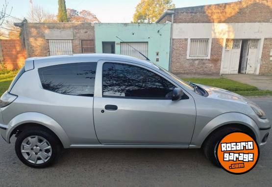 Autos - Ford Ka viral 1.0 2012 Nafta 99800Km - En Venta