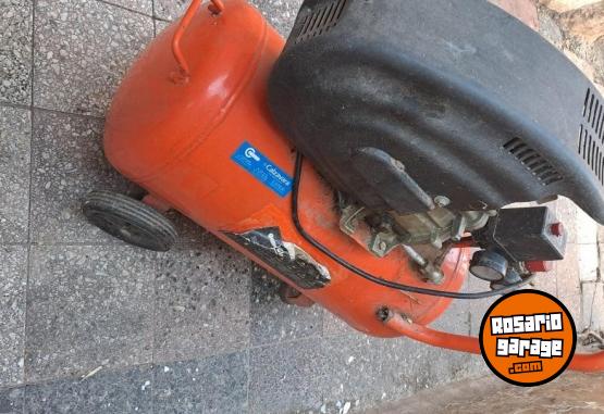 Herramientas - Compresor de 50 Litros - En Venta