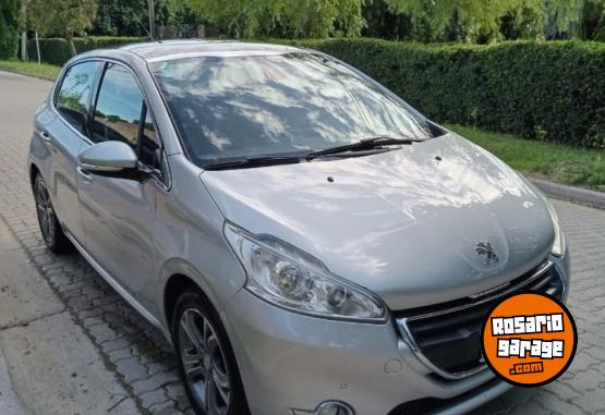 Autos - Peugeot 208 2013 GNC 150000Km - En Venta