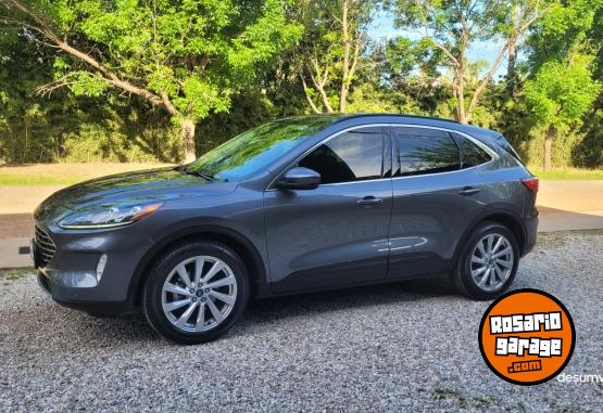 Camionetas - Ford KUGA TITANIUM HIBRIDA 4X4 2021 Electrico / Hibrido 110000Km - En Venta