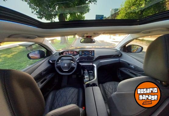 Autos - Peugeot 5008 ALLURE PLUS HDI 2023 Diesel 60000Km - En Venta