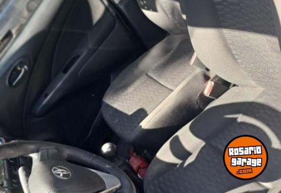 Autos - Toyota Etios 1.5 xls 2014 Nafta 90000Km - En Venta