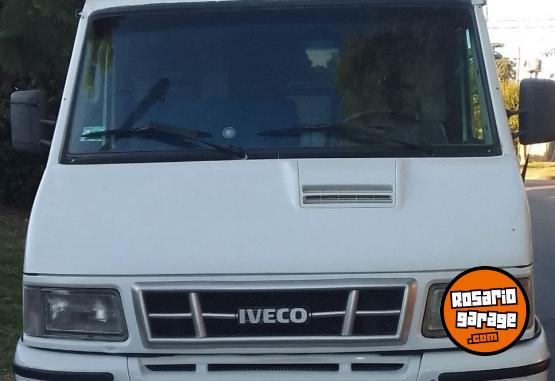 Camiones y Grúas - Titular vende Iveco 35.10 - En Venta