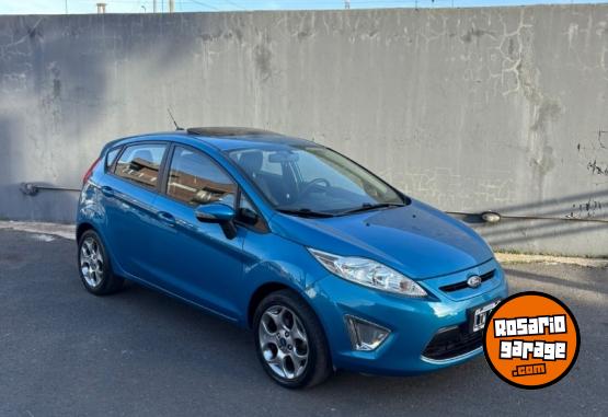 Autos - Ford Fiesta Titanium 2012 Nafta 110000Km - En Venta