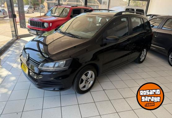 Autos - Volkswagen Suran Trendline 2015 Nafta 170000Km - En Venta