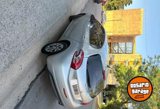 Autos - Peugeot 208 allure 2015 Nafta 90000Km - En Venta