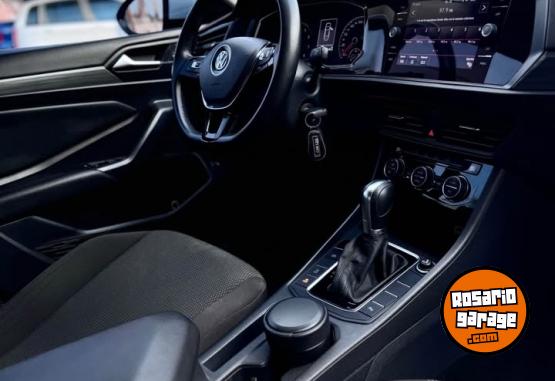 Autos - Volkswagen vento 1.4 Tsi confortline 2018 Nafta 100000Km - En Venta