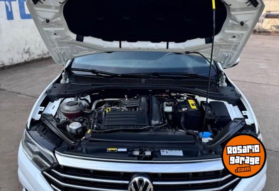 Autos - Volkswagen vento 1.4 Tsi confortline 2018 Nafta 100000Km - En Venta