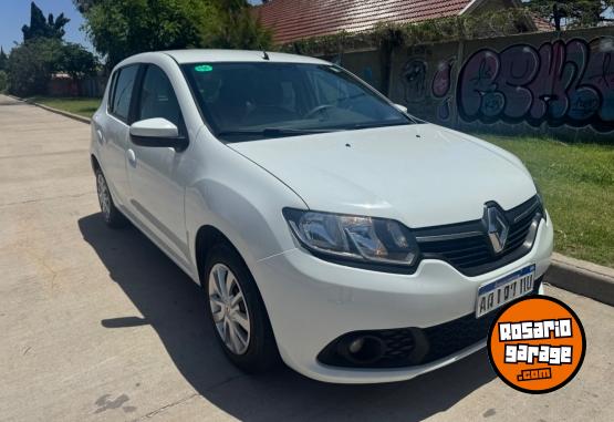 Autos - Renault Sandero 2018 GNC 80000Km - En Venta