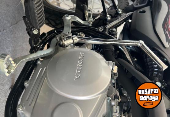 Motos - Honda XR150 2024 Nafta 300Km - En Venta