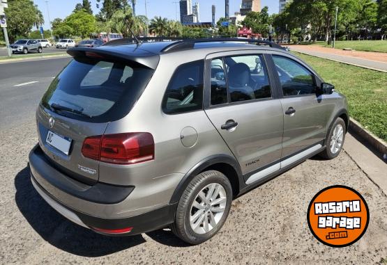 Autos - Volkswagen SURAN TRACK 1.6 2018 Nafta 61000Km - En Venta