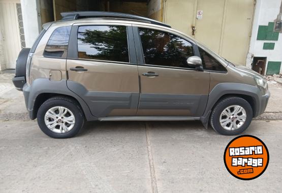 Autos - Fiat Idea Adventure 2014 GNC 90000Km - En Venta
