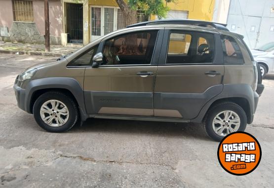 Autos - Fiat Idea Adventure 2014 GNC 90000Km - En Venta