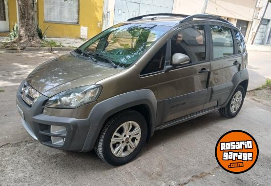 Autos - Fiat Idea Adventure 2014 GNC 90000Km - En Venta