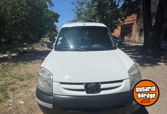 Utilitarios - Peugeot 2012 2012 Diesel 148000Km - En Venta
