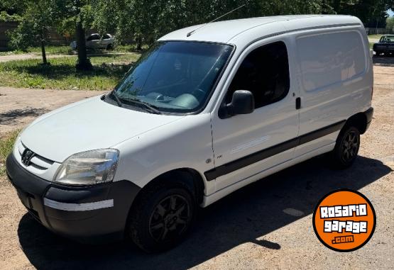 Utilitarios - Peugeot 2012 2012 Diesel 148000Km - En Venta