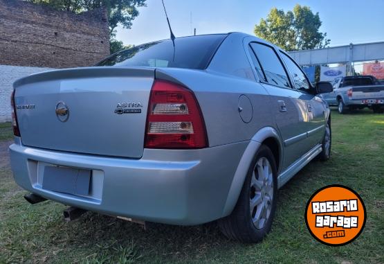 Autos - Chevrolet Astra 2011 Nafta 150000Km - En Venta