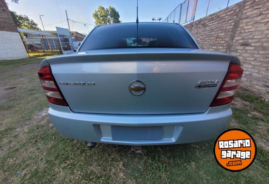 Autos - Chevrolet Astra 2011 Nafta 150000Km - En Venta