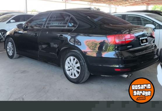 Autos - Volkswagen Vento advance summer 2.0 2016 Nafta 79000Km - En Venta