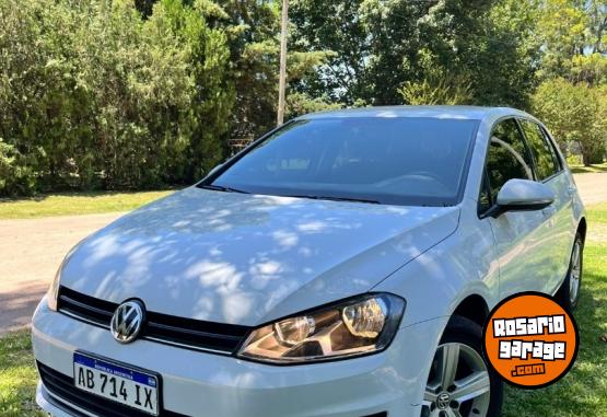 Autos - Volkswagen GOLF 2017 Nafta 75600Km - En Venta