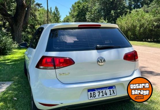 Autos - Volkswagen GOLF 2017 Nafta 75600Km - En Venta