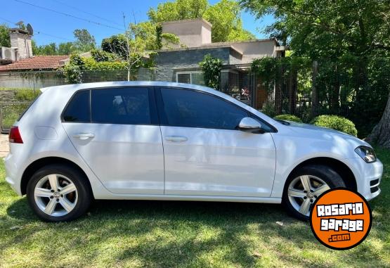 Autos - Volkswagen GOLF 2017 Nafta 75600Km - En Venta