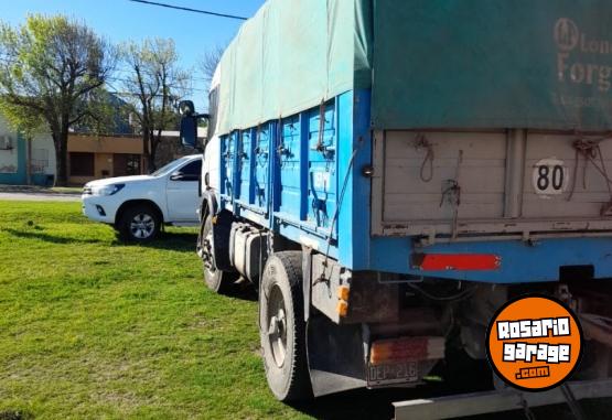 Camiones y Grúas - Scania P94 260 - En Venta