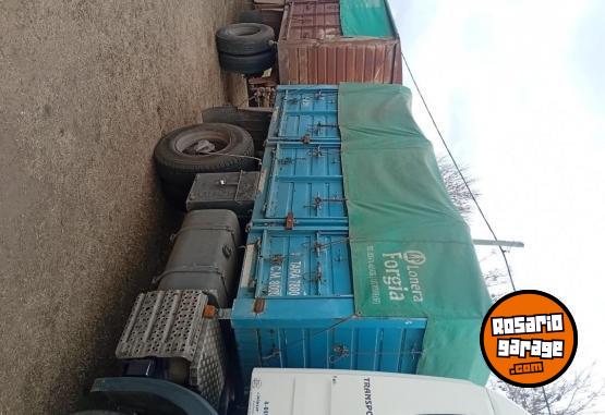 Camiones y Grúas - Scania P94 260 - En Venta
