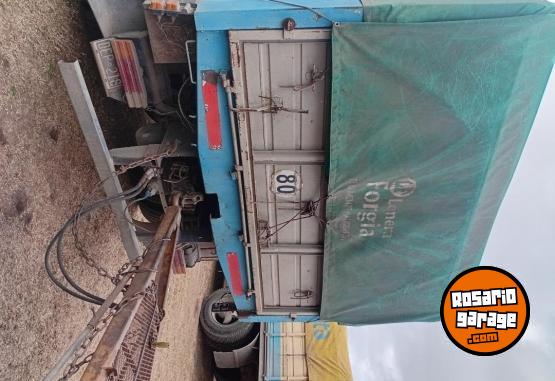 Camiones y Grúas - Scania P94 260 - En Venta