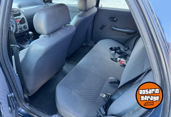 Autos - Fiat Palio 2004 Nafta 225000Km - En Venta