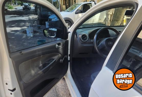 Autos - Volkswagen Gol Trend 1.6 pack 1 2013 Nafta 111000Km - En Venta