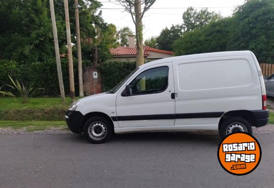 Utilitarios - Citroen BERLINGO 2012 Diesel 209000Km - En Venta
