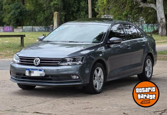 Autos - Volkswagen Vento 2017 Nafta 93000Km - En Venta